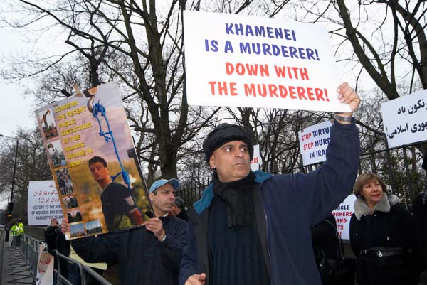 &copy; 2006, Peter Marshall. Support Workers in Iran!