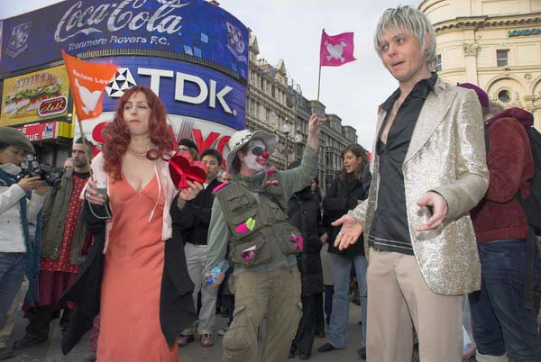 Operation Infinite Love, Reclaim Love 3 &copy; Peter Marshall, 2006