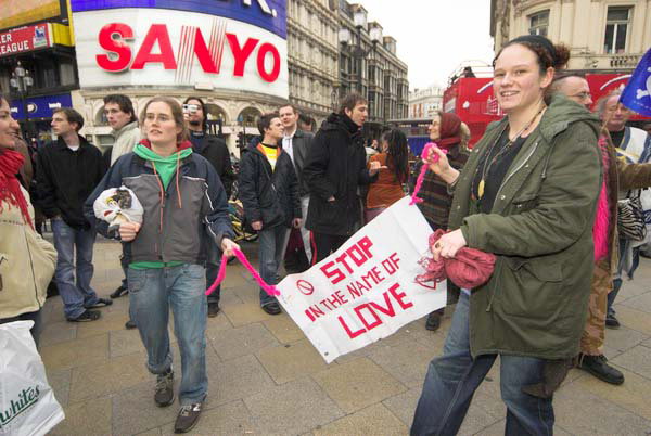 Operation Infinite Love, Reclaim Love 3 &copy; Peter Marshall, 2006