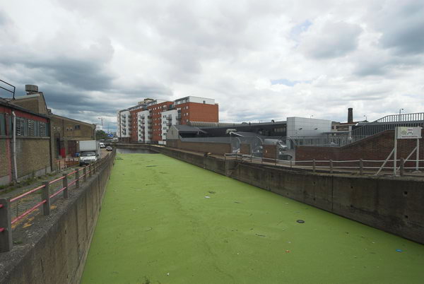Lea Navigation, Stratford &copy; 2006, Peter Marshall