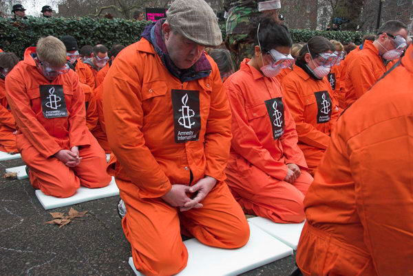 Amnesty 'Close Guantanamo' demo, US Embassy, London &copy; Peter Marshall, 2007