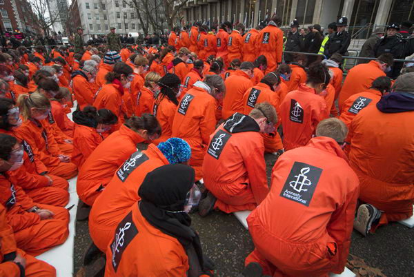 Amnesty 'Close Guantanamo' demo, US Embassy, London &copy; Peter Marshall, 2007