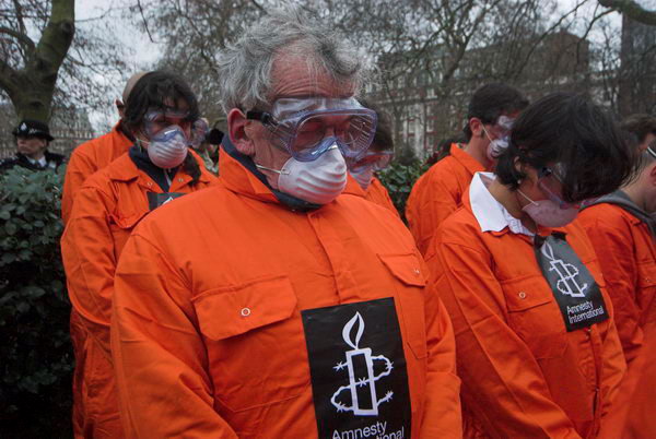 Amnesty 'Close Guantanamo' demo, US Embassy, London &copy; Peter Marshall, 2007