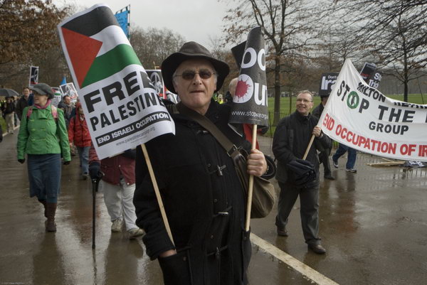 Stop Trident, Troops out of Iraq &copy; 2007, Peter Marshall