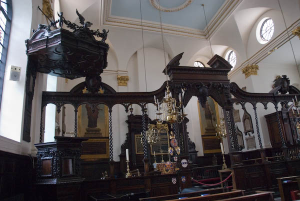 hristian Aid: London Churches &copy; 2007, Peter Marshall